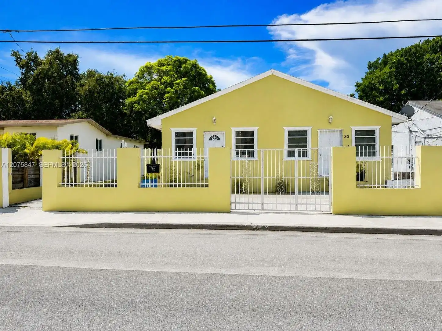 30 NW 50th St, Miami FL 33127