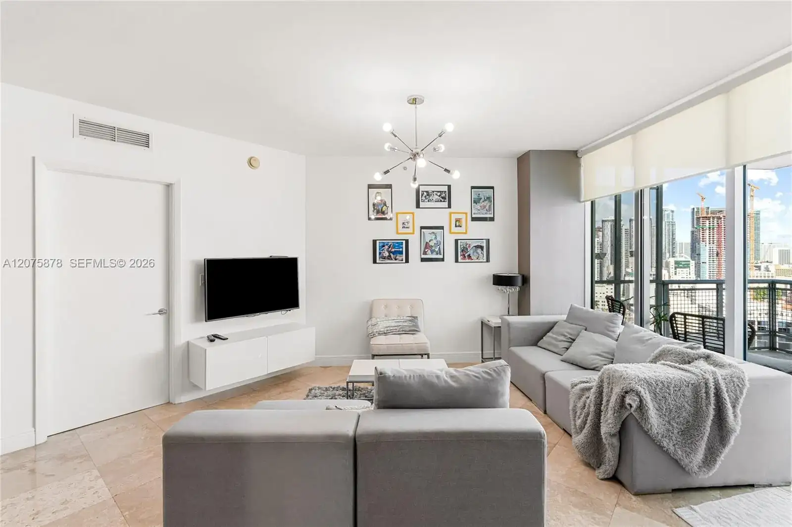 350 S Miami Ave # 2605, Miami FL 33130 photo 3