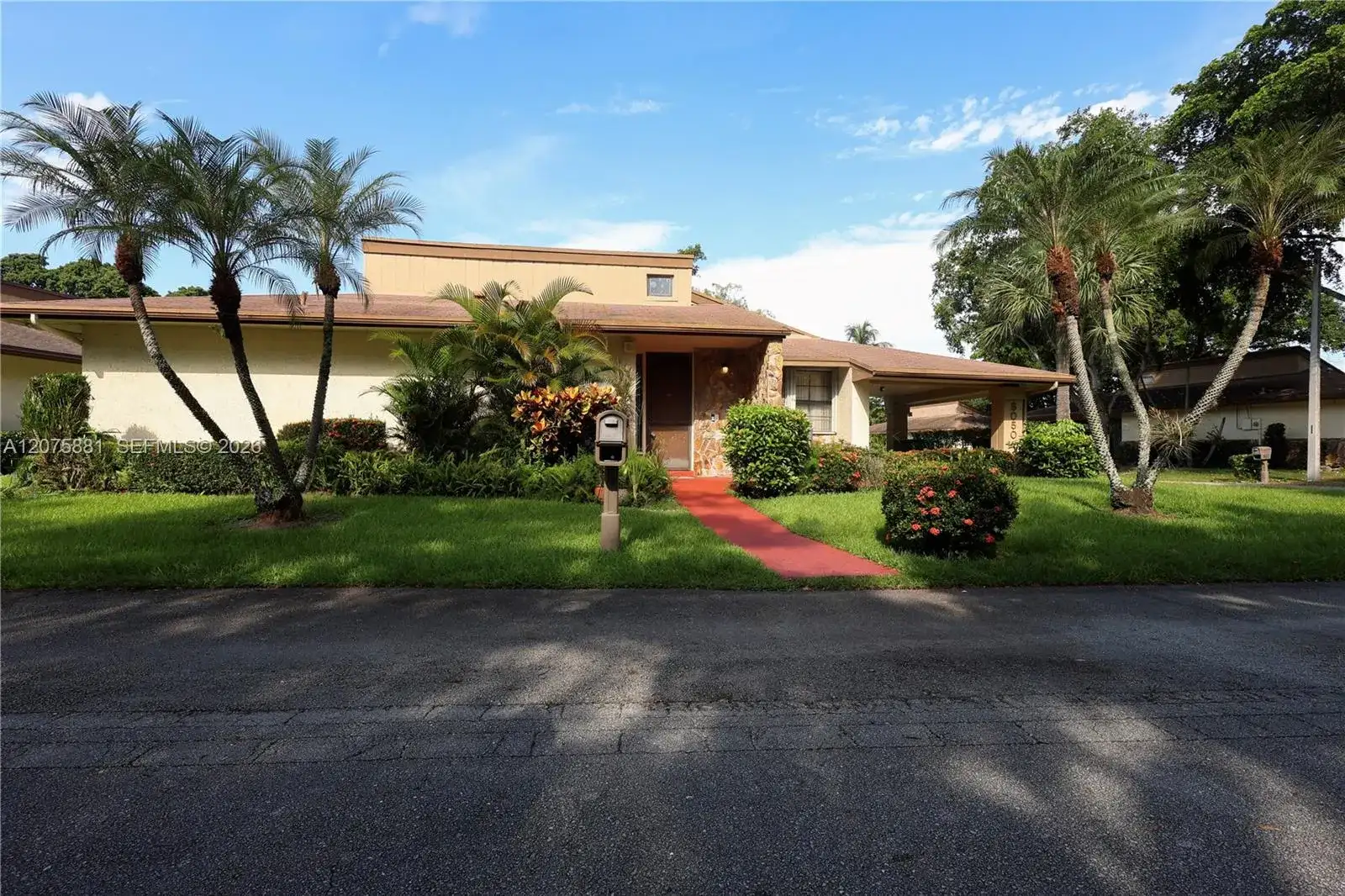 8050 Palmetto Palm Cir # 55, Tamarac FL 33321 photo 5