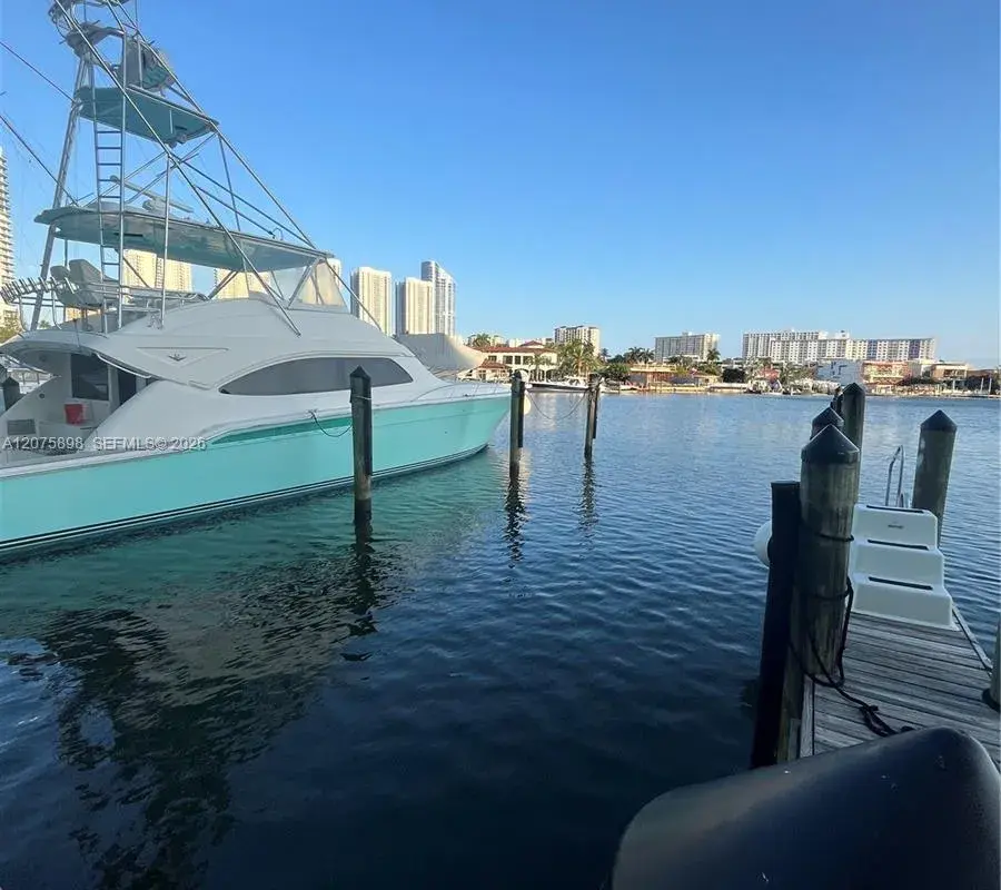 400 Sunny Isles Blvd, Sunny Isles Beach FL 33160