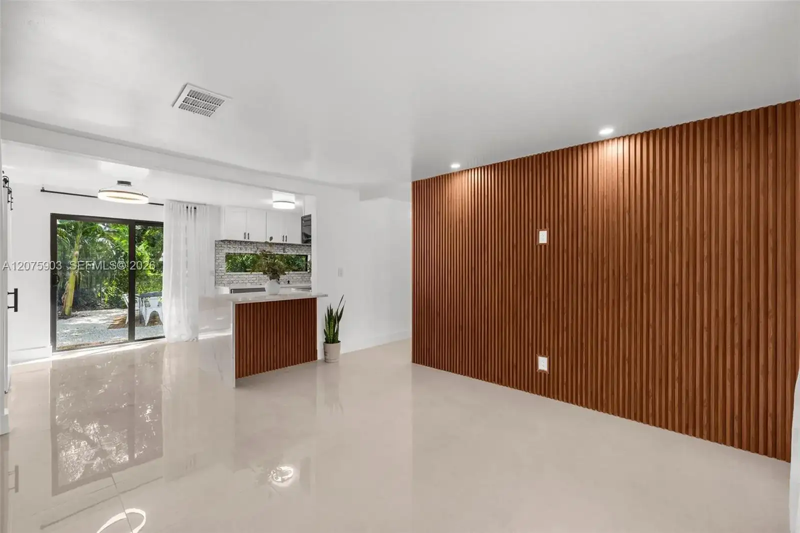 5741 Simms St, Hollywood FL 33021 photo 4