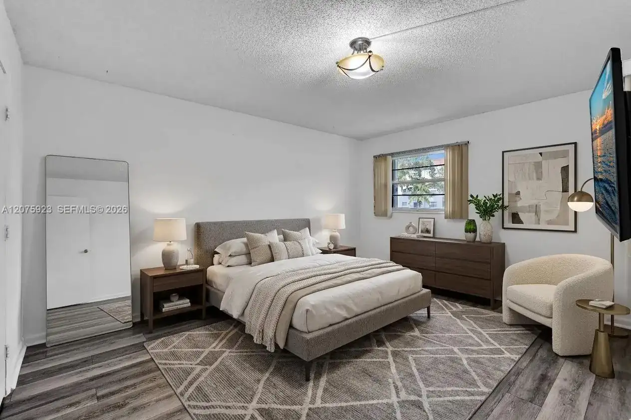1300 SW 124th Ter # 105P, Pembroke Pines FL 33027 photo 5