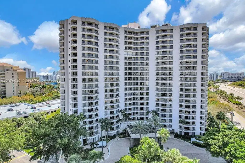 3300 NE 191st St, Aventura FL 33180 photo 5