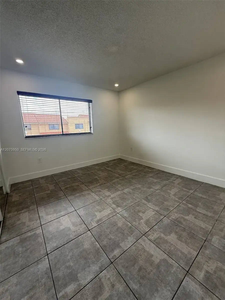 2775 W 61st Pl # 202, Hialeah FL 33016 photo 4