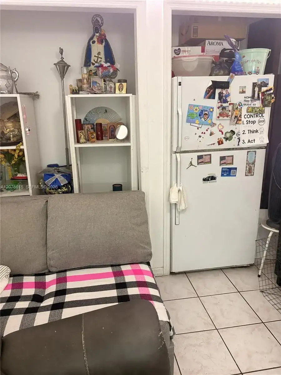 12820 NW 104th Ave, Hialeah Gardens FL 33018 photo 2