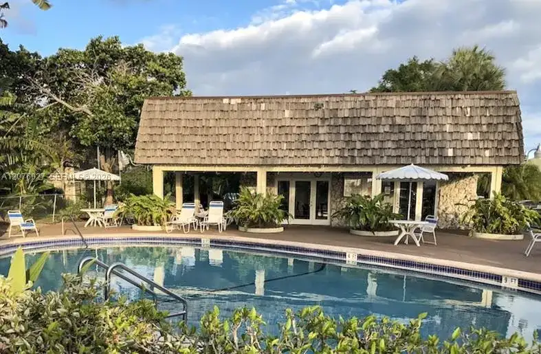 3101 Oakland Shores Dr # H207, Oakland Park FL 33309 photo 3