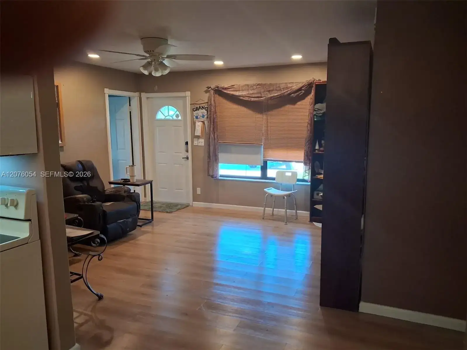 6359 SW 2nd St, Margate FL 33068 photo 2