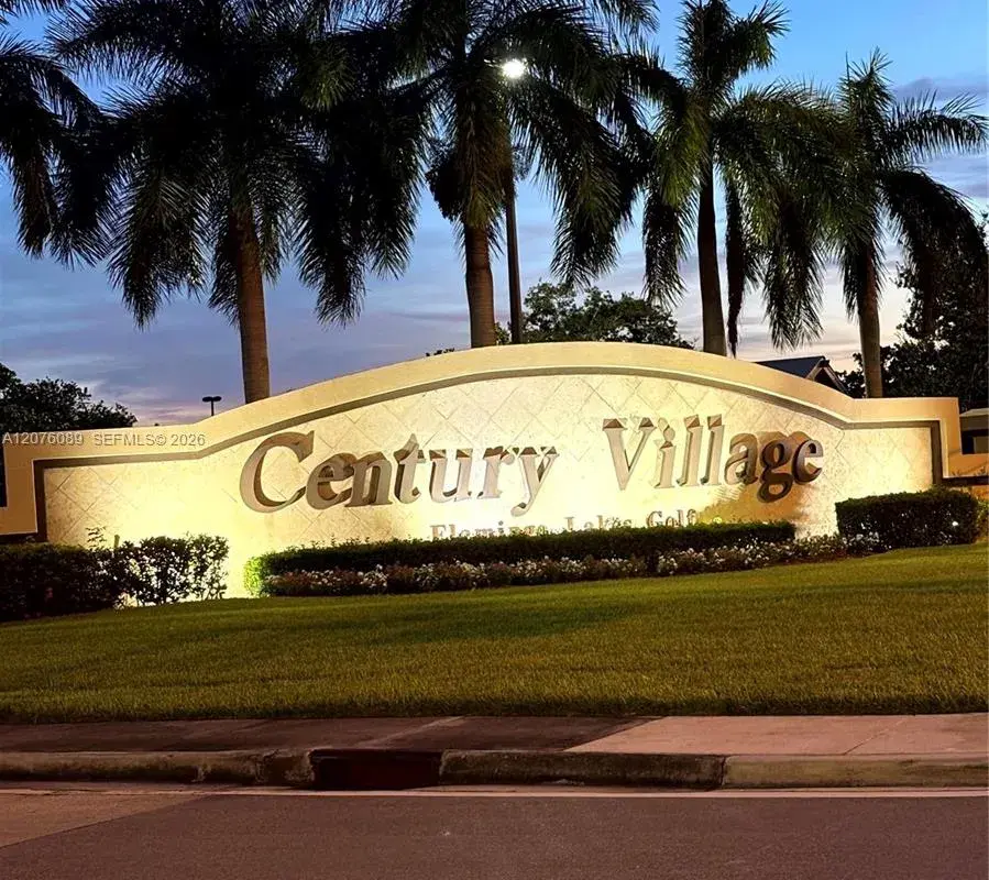 13105 SW 16 CT # 105L, Pembroke Pines FL 33027