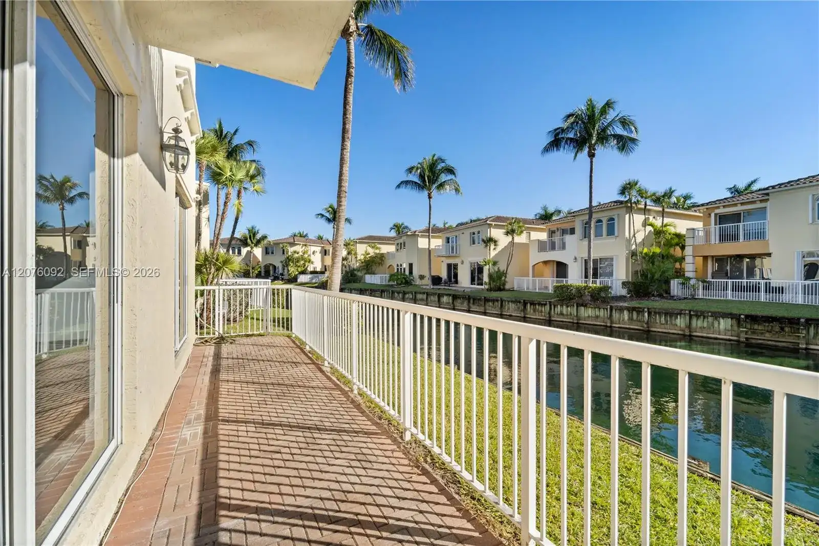 3110 NE 210th Ter, Aventura FL 33180 photo 3