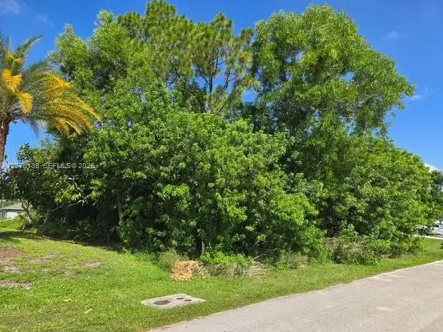 166 SW Milburn Cir, Port St. Lucie FL 34953 photo 3