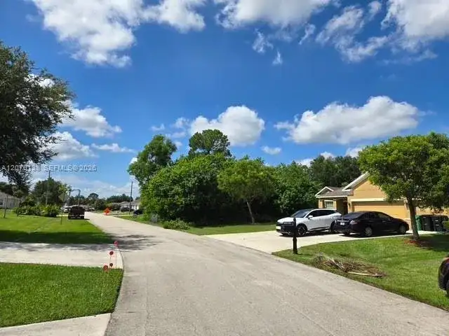 166 SW Milburn Cir, Port St. Lucie FL 34953 photo 4