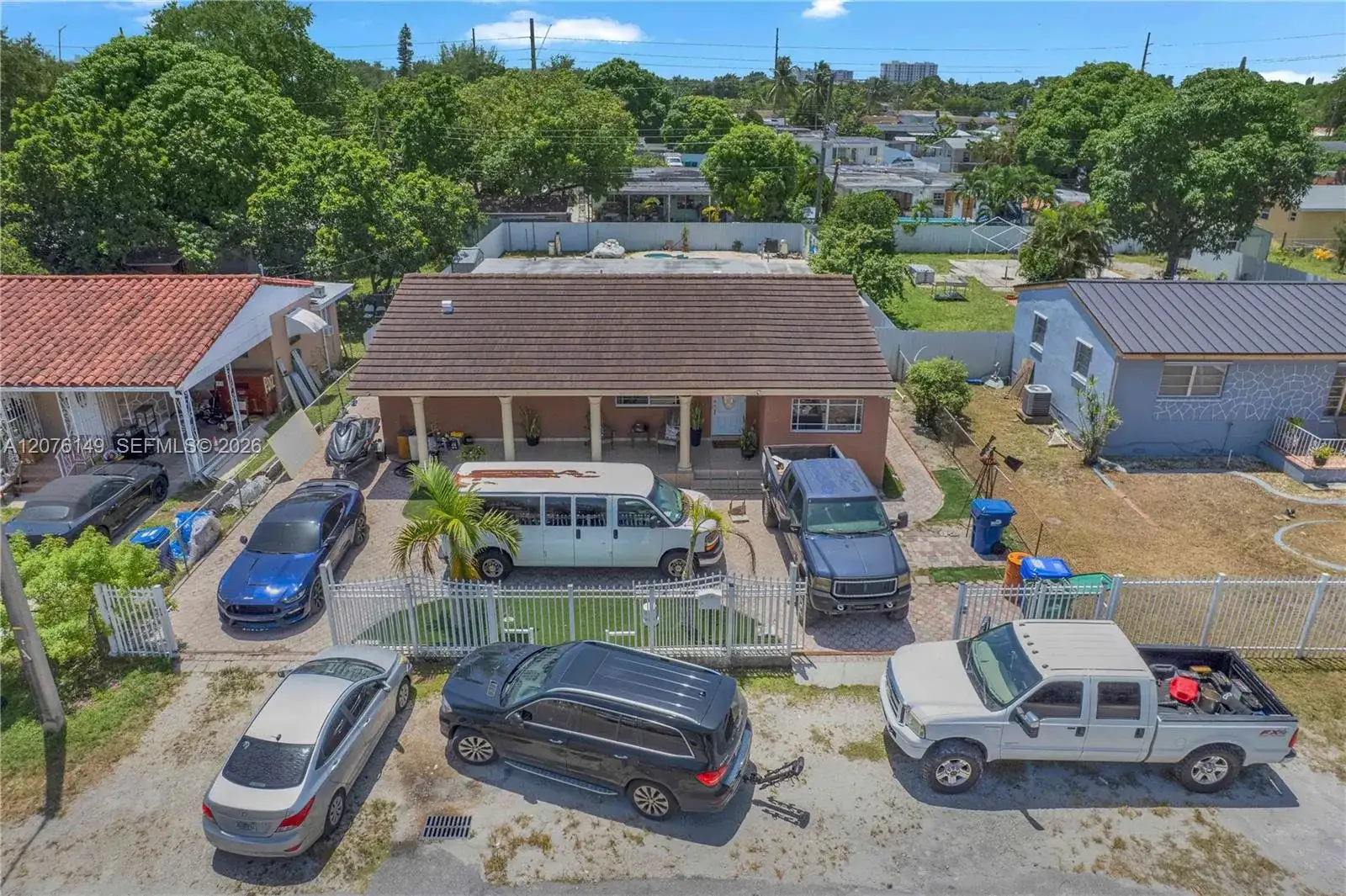 3030 NW 90th St, Miami FL 33147 photo 4