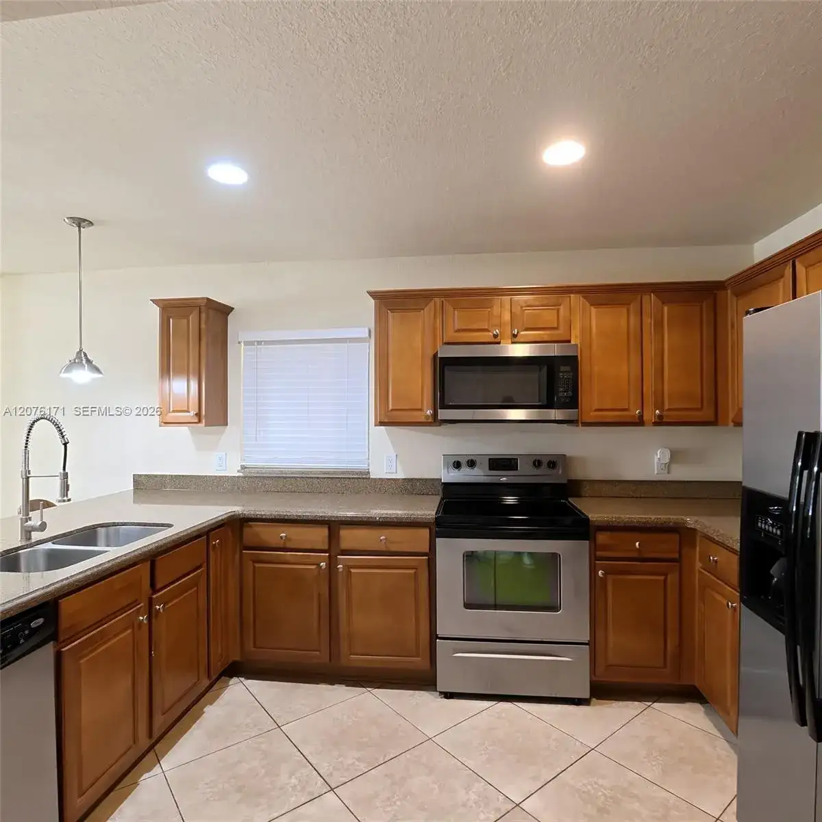 1000 Palm Trl # 8, Delray Beach FL 33483 photo 5
