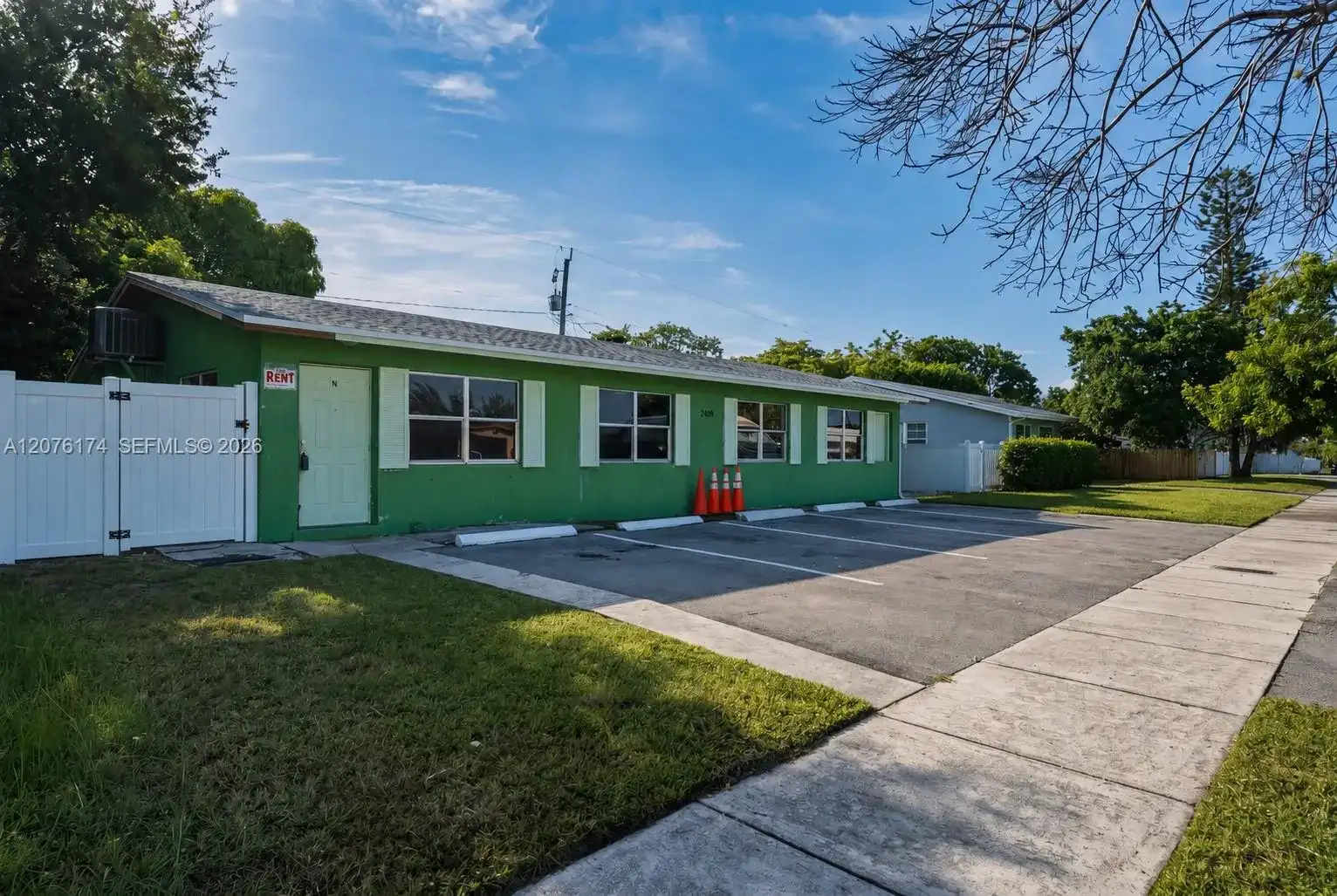 2140 NW 21st Ter, Fort Lauderdale FL 33311