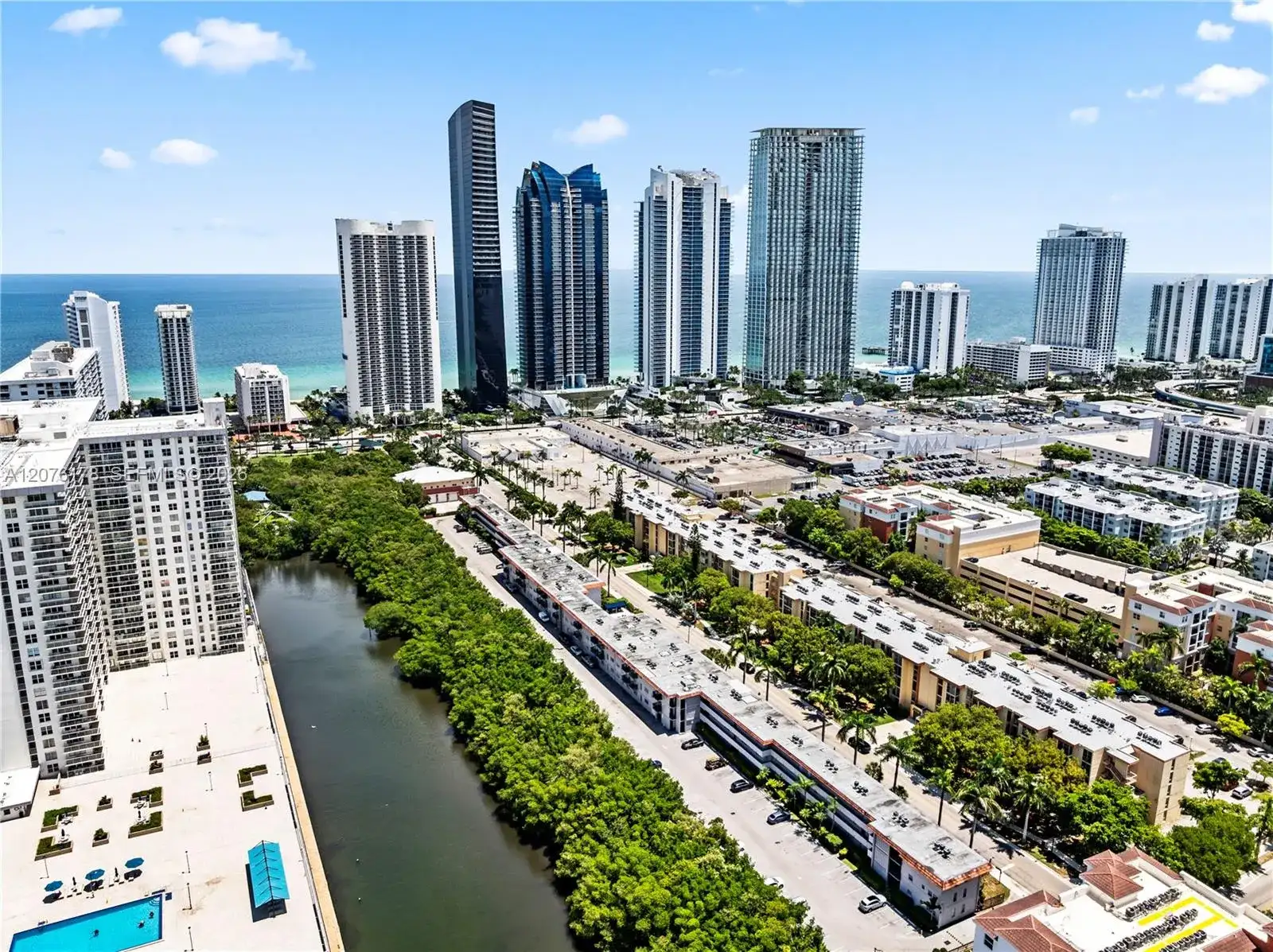 251 172nd St # 321, Sunny Isles Beach FL 33160 photo 4