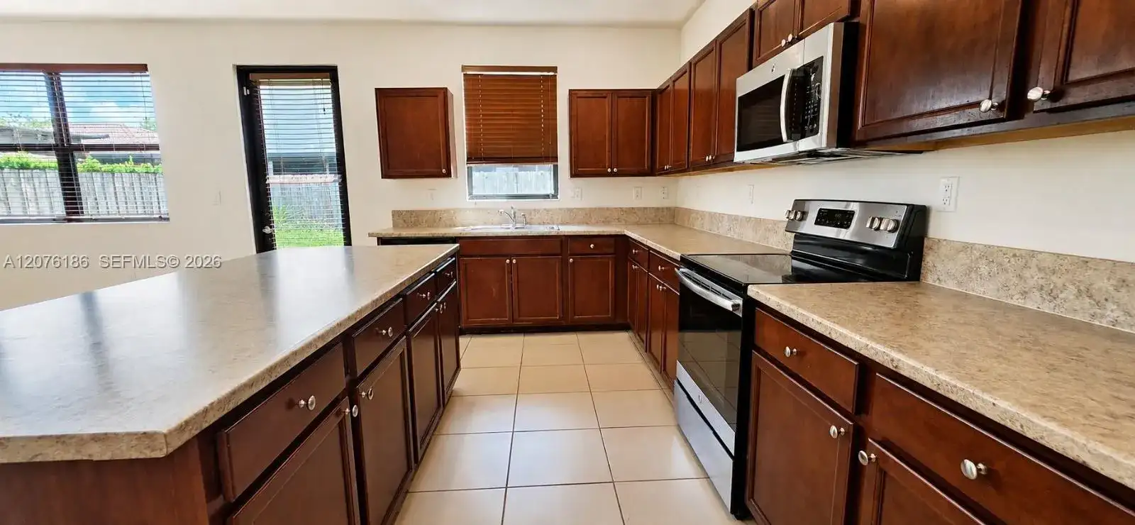 191 SE 35th Ave, Homestead FL 33033 photo 5