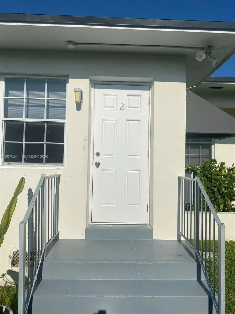 2145 Bay Dr # 2, Miami Beach FL 33141 photo 3
