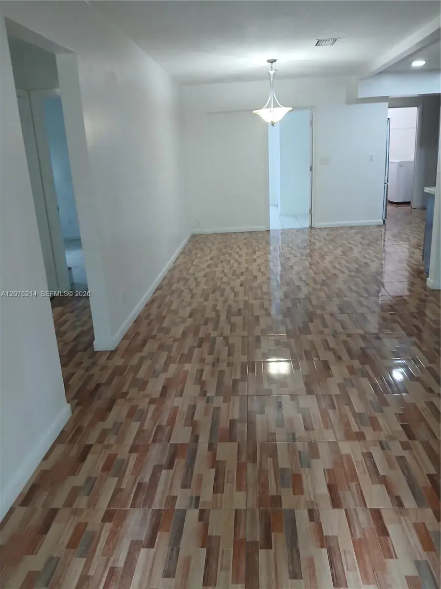 539 S Rainbow Dr # 539, Hollywood FL 33021
