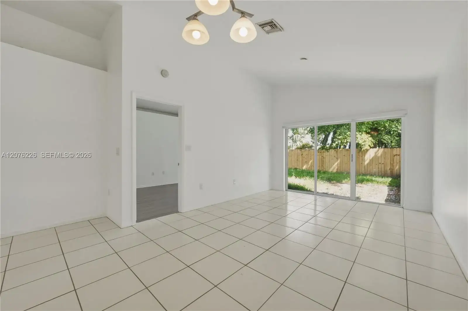 15969 SW 2nd St, Sunrise FL 33326 photo 5