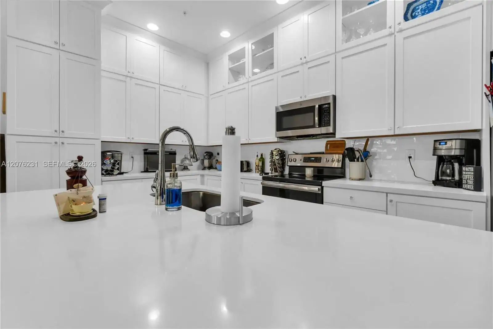 1785 NW 124th Pl, Pembroke Pines FL 33028 photo 5