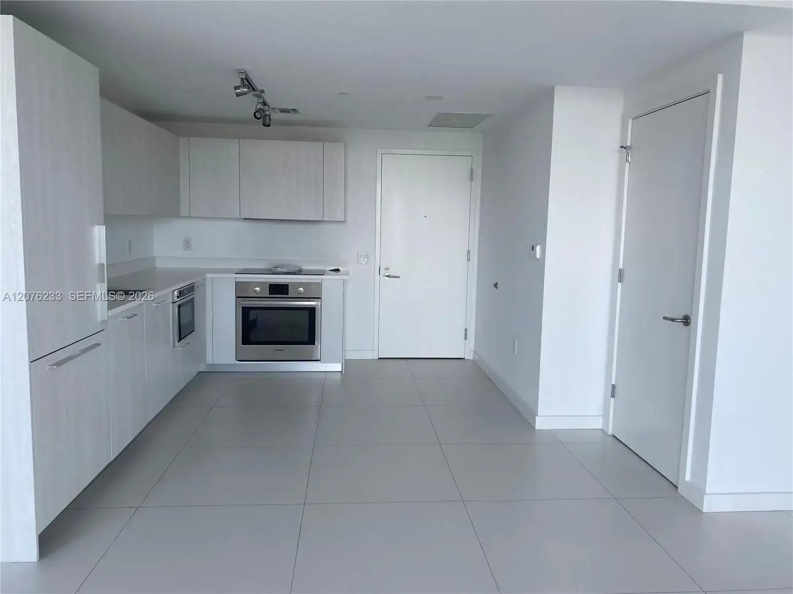 501 NE 31st St # 2509, Miami FL 33137 photo 4
