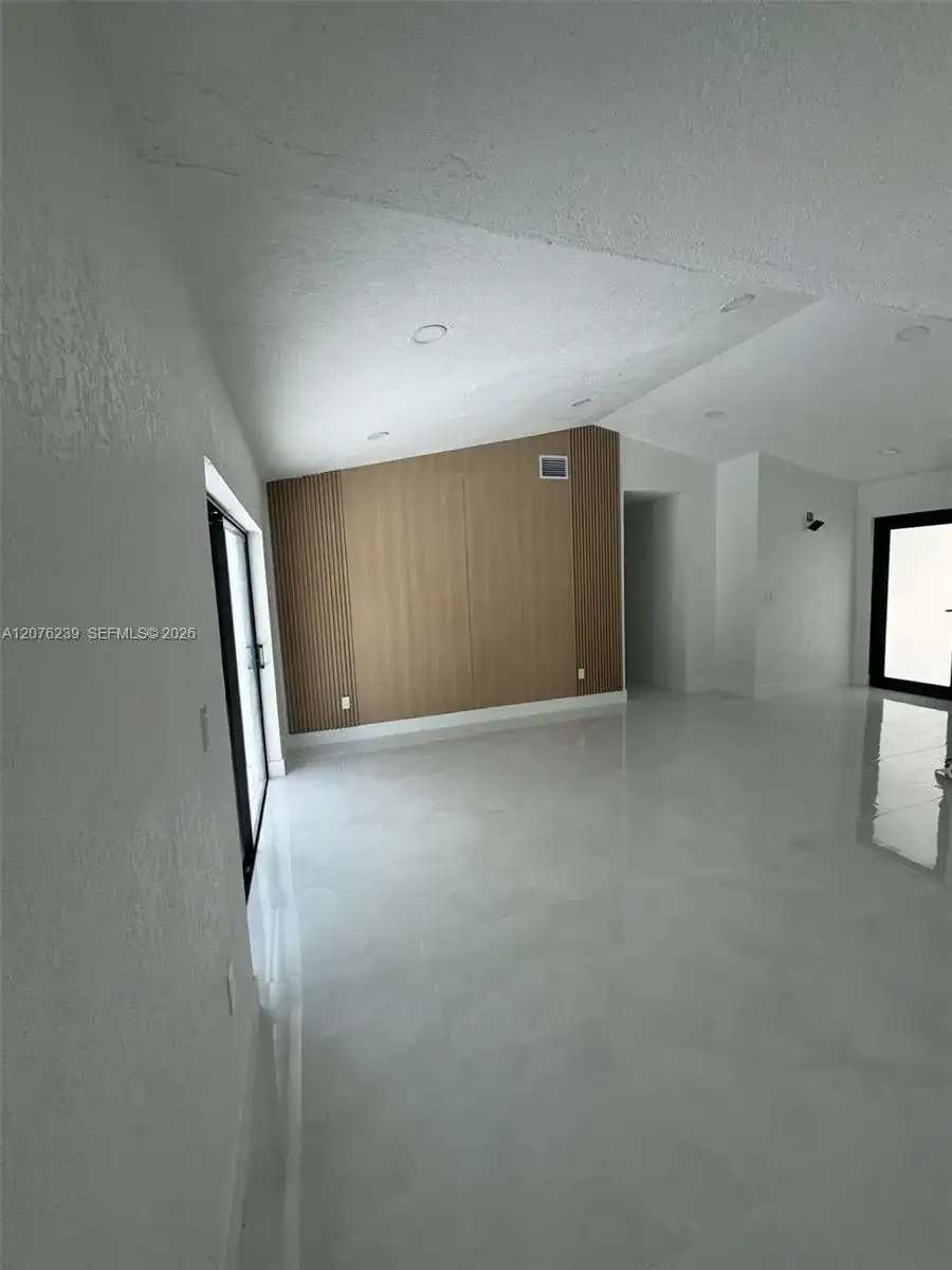 10830 SW 160th St, Miami FL 33157 photo 3