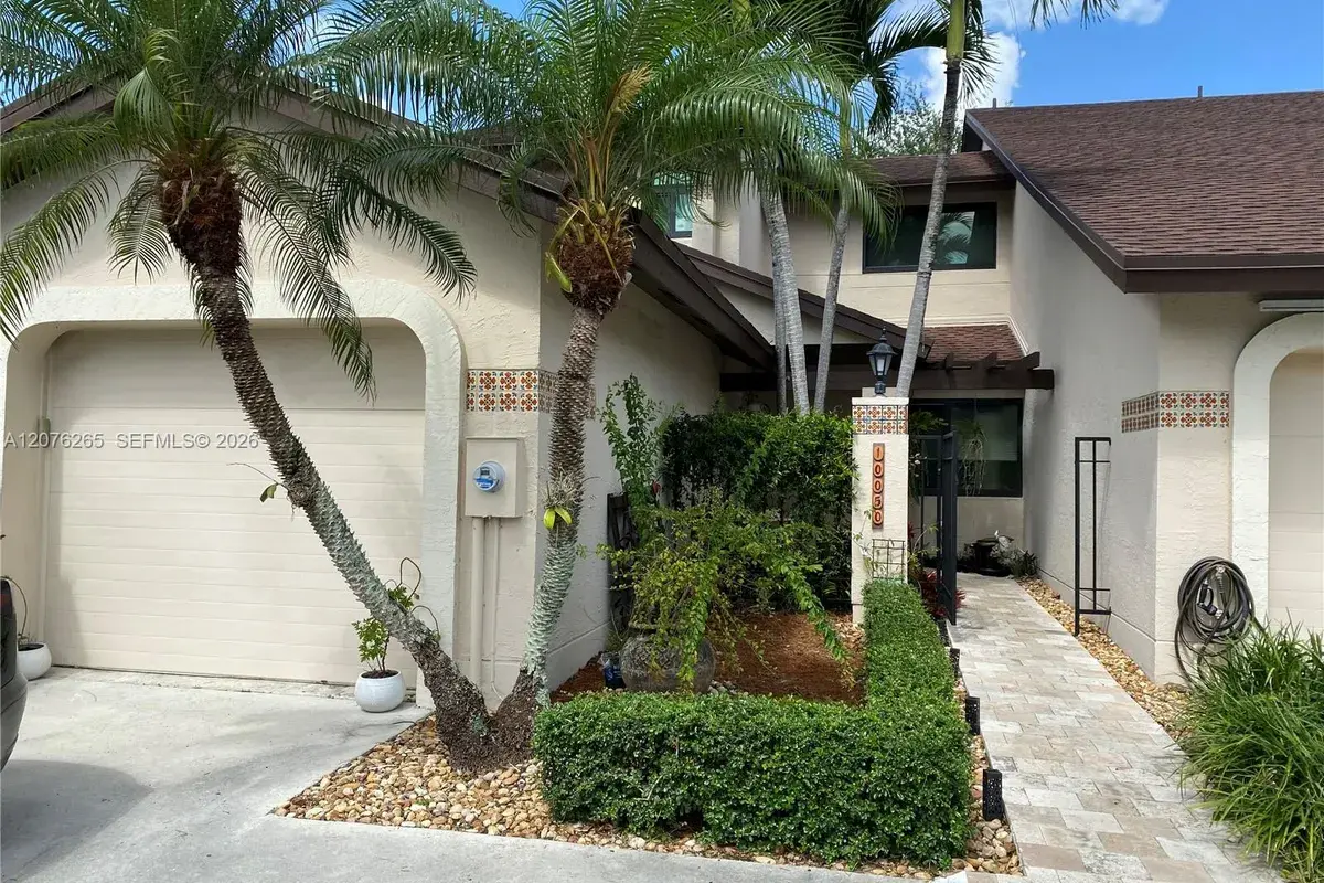 10050 SW 137th Ct, Miami FL 33186