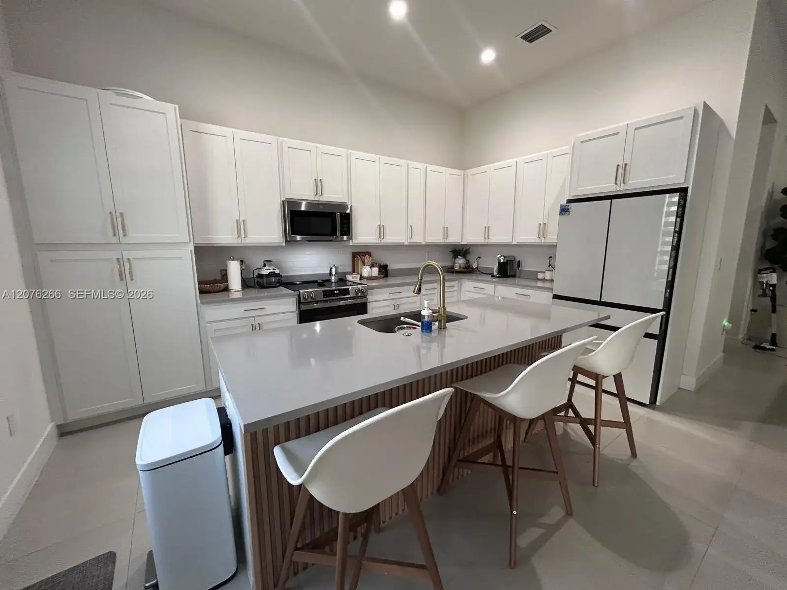 14435 SW 13th Ter, Miami FL 33184 photo 3