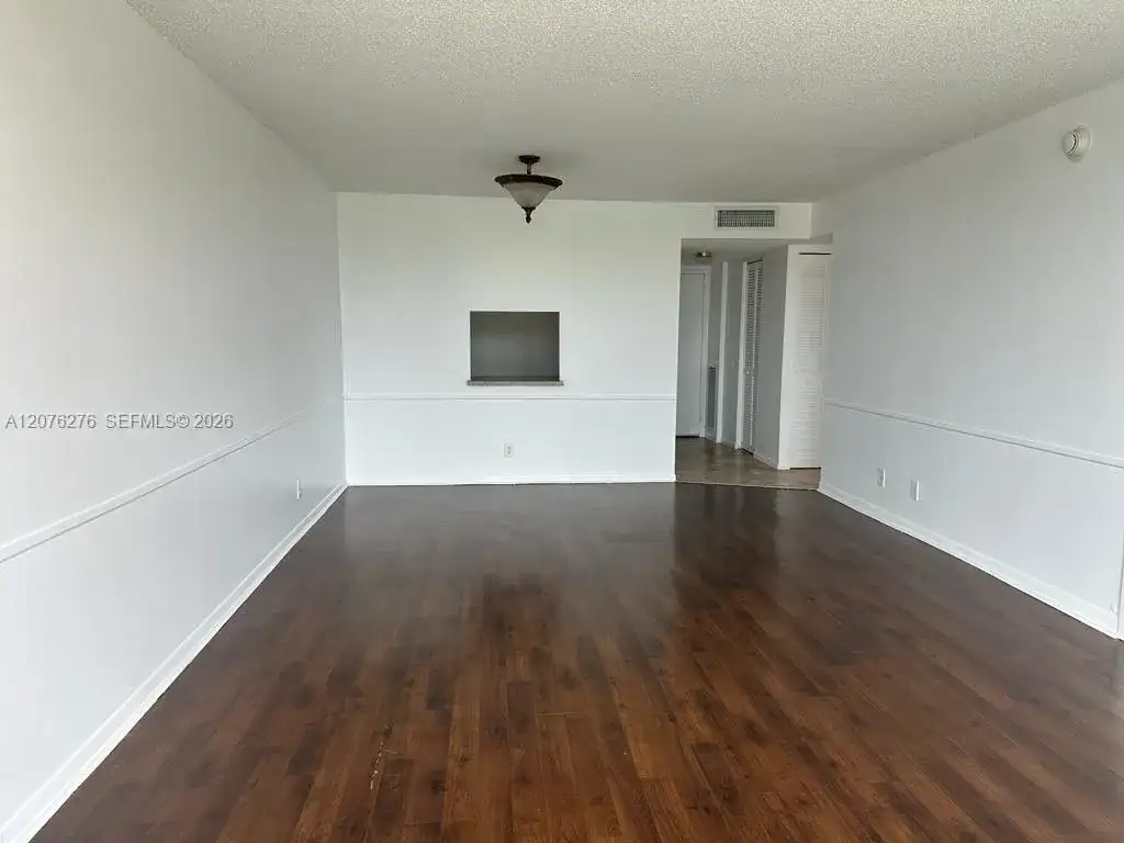 500 Executive Center Dr # 3A, West Palm Beach FL 33401 photo 2