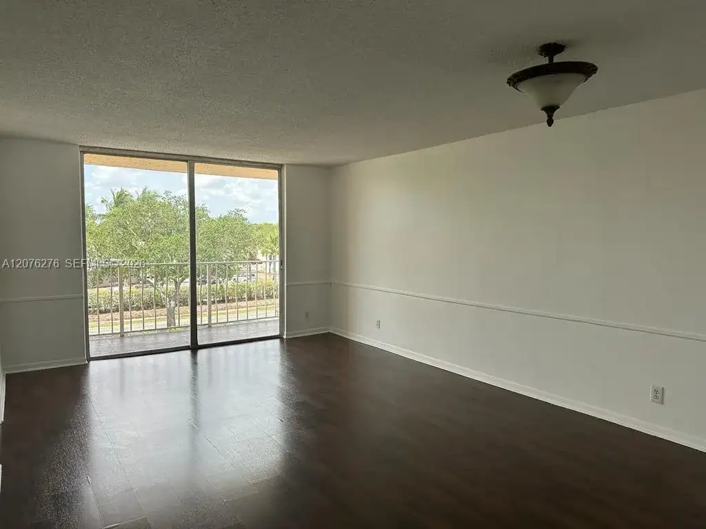 500 Executive Center Dr # 3A, West Palm Beach FL 33401 photo 3