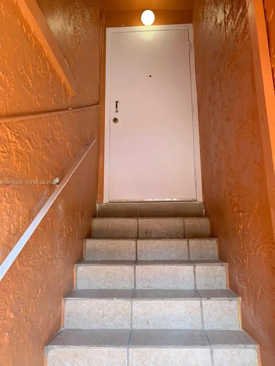 200 NW 34th Ave, Miami FL 33125 photo 3