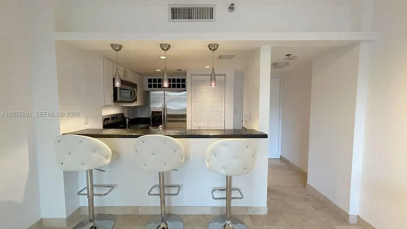 540 Brickell Key Dr # 512, Miami FL 33131