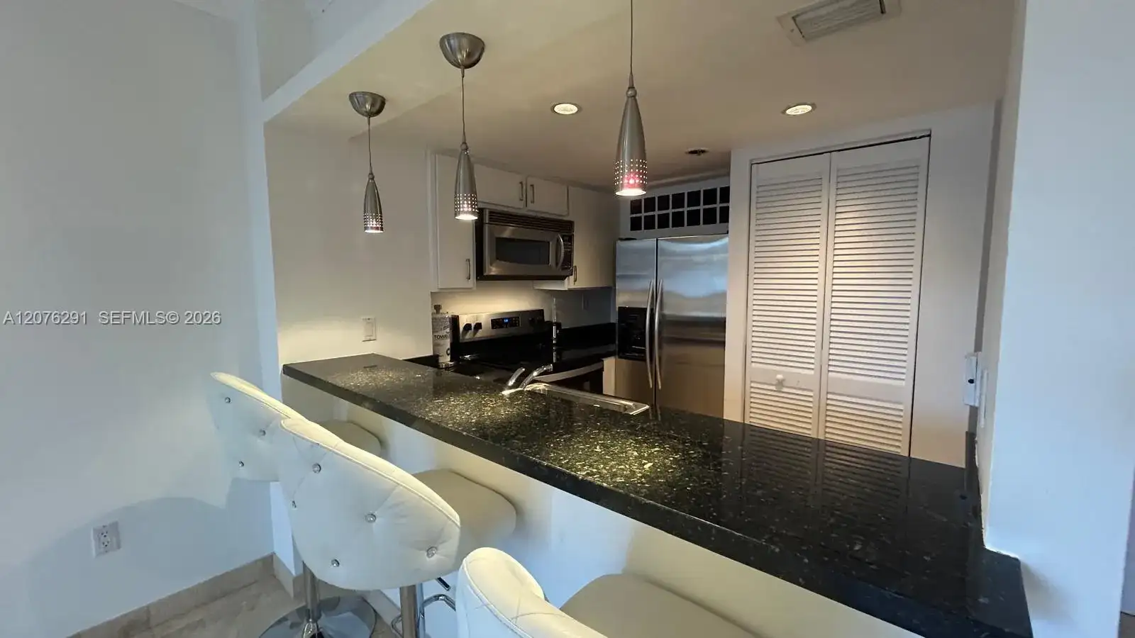 540 Brickell Key Dr # 512, Miami FL 33131 photo 3