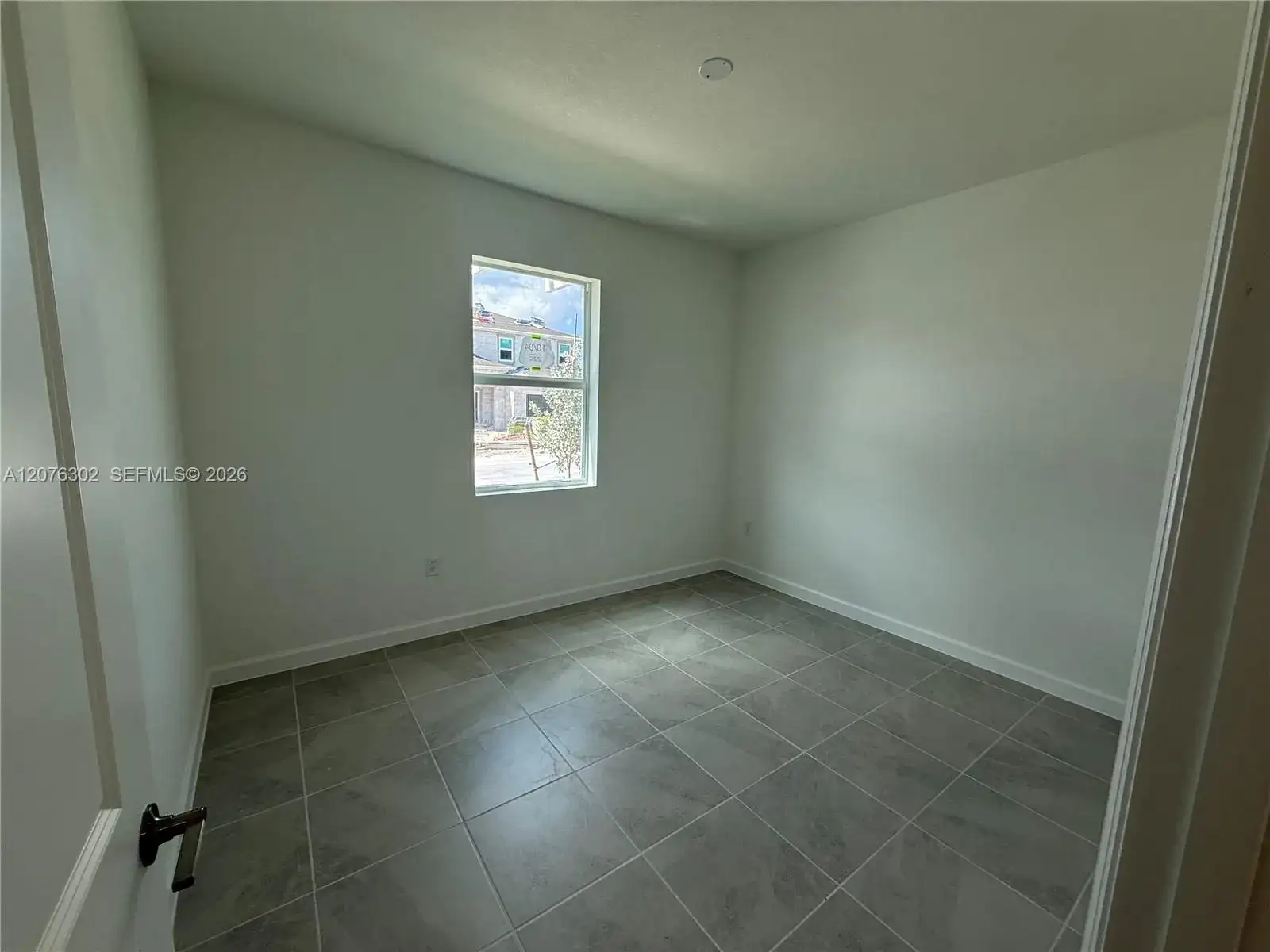 19623 SW 337th Ter, Homestead FL 33034 photo 4