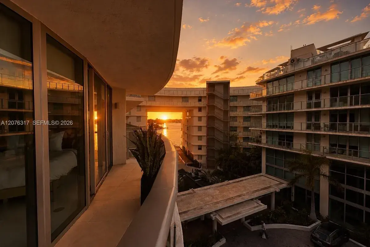 6620 Indian Creek Dr # 505, Miami Beach FL 33141
