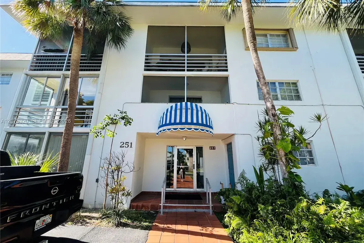 251 Galen Dr # 101E, Key Biscayne FL 33149