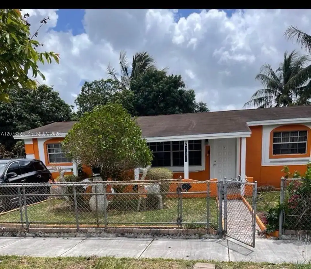 2240 NW 177th Ter, Miami Gardens FL 33056