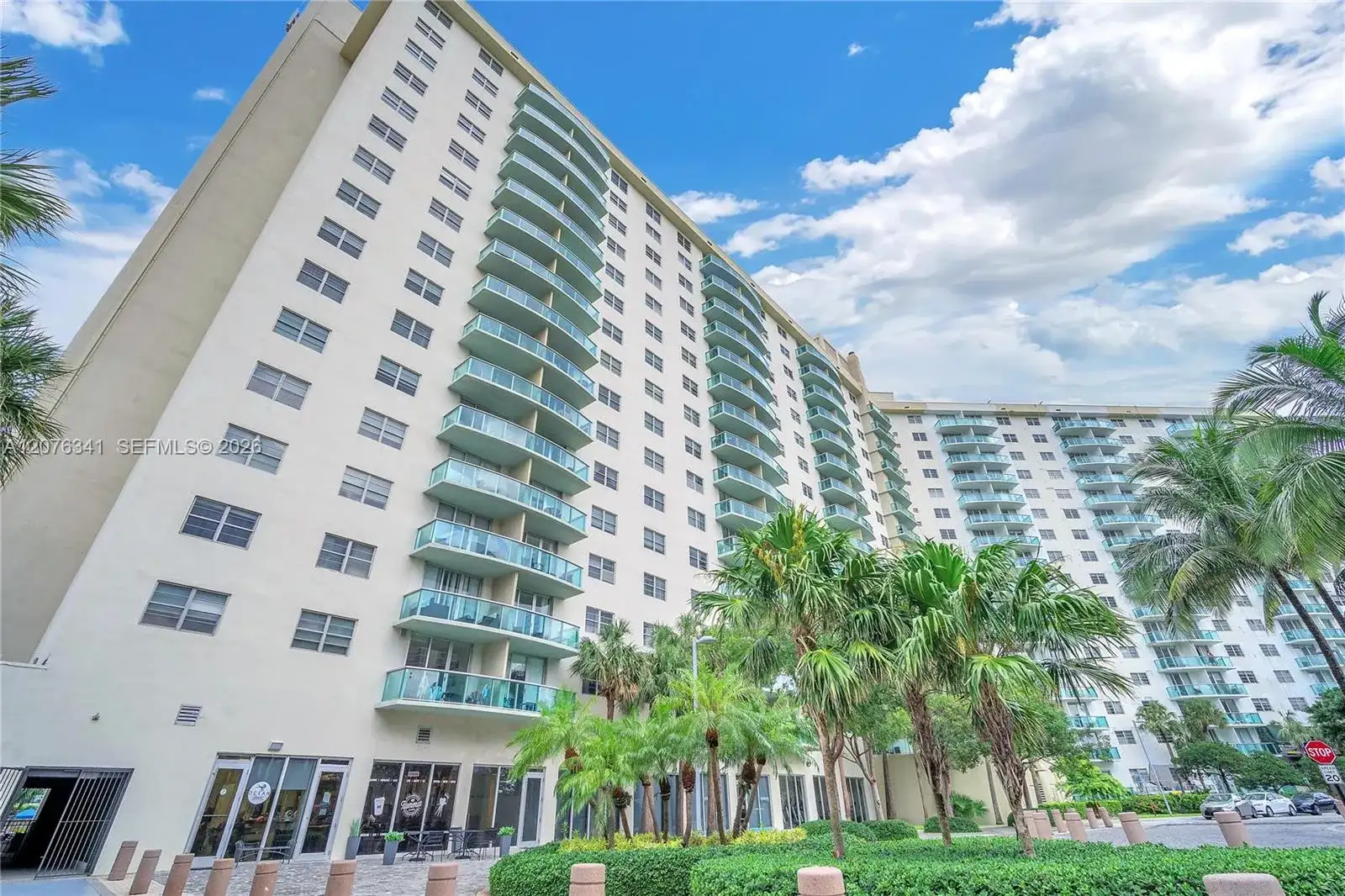 19370 Collins Ave # 919, Sunny Isles Beach FL 33160 photo 3