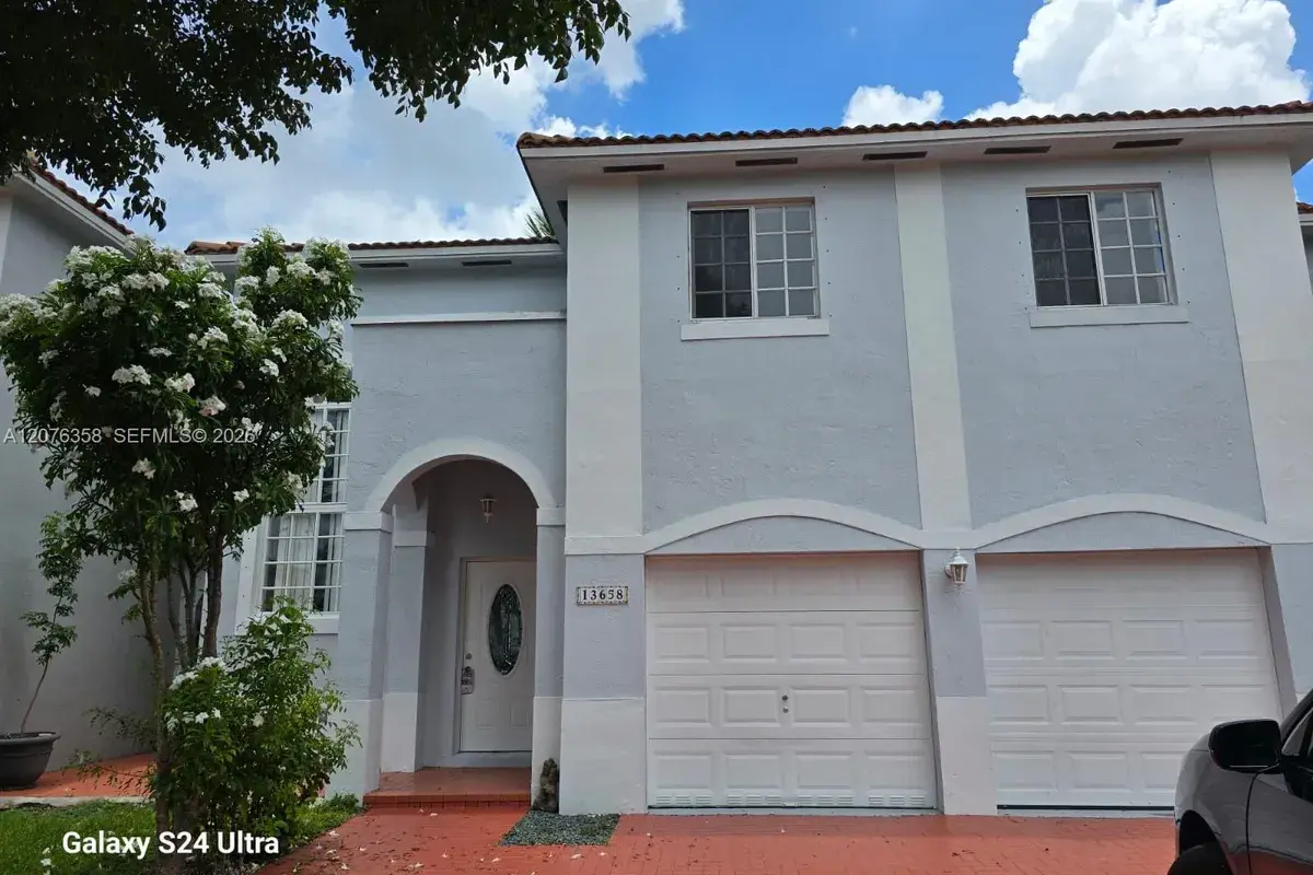 13658 SW 142nd Ter, Miami FL 33186