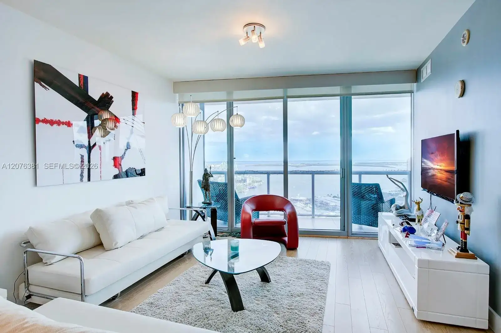 888 Biscayne Blvd # 4007, Miami FL 33132 photo 2
