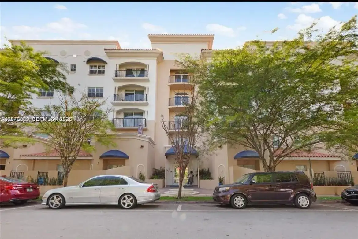 118 Zamora Ave # 307, Coral Gables FL 33134 photo 2