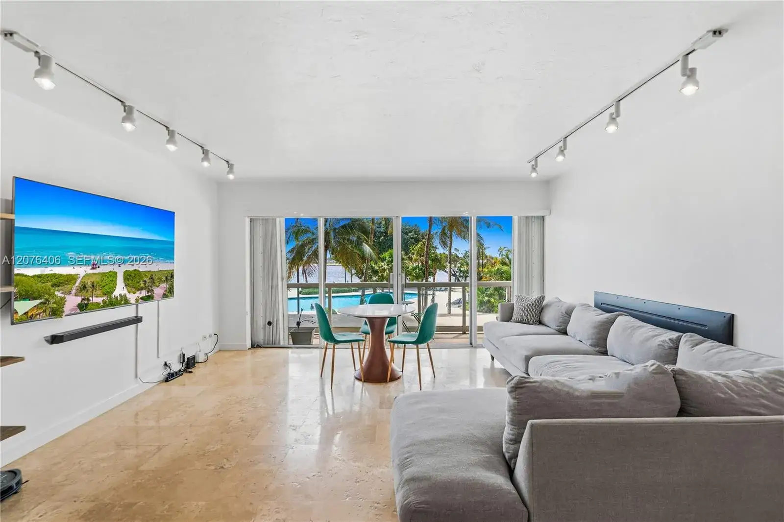 1 bedroom 1 bath Residential for sale at 2451 Brickell Ave # 2T, Miami FL 33129