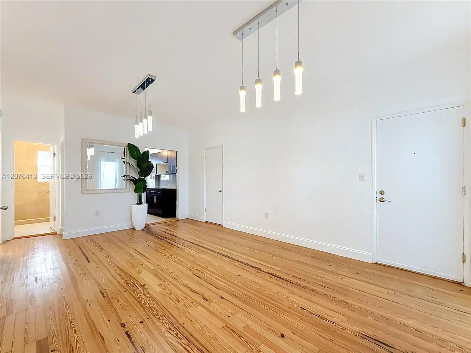 2463 Pine Tree Dr # 3, Miami Beach FL 33140 photo 4