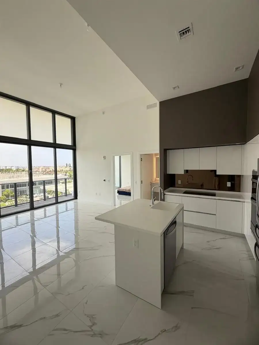 1170 E HALLANDALE BEACH BLVD # 502, Hallandale Beach FL 33009 photo 4