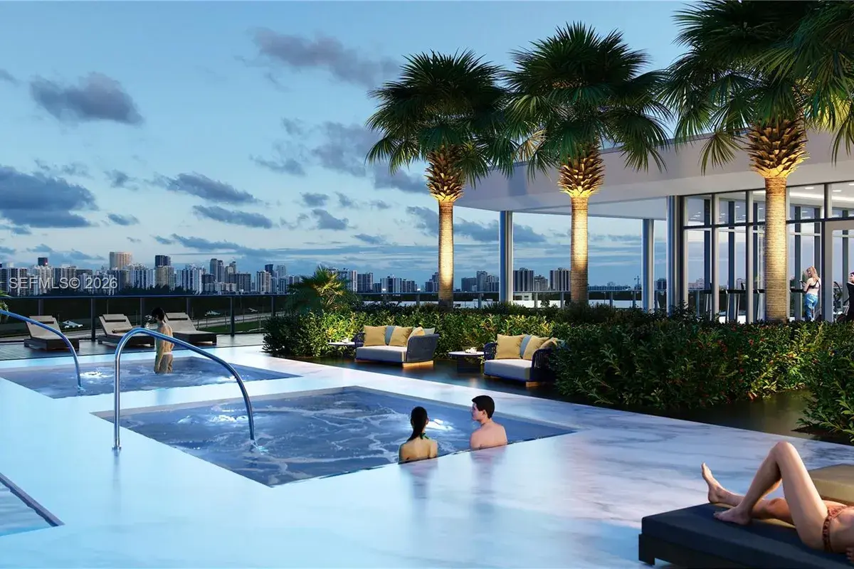 1170 E HALLANDALE BEACH BLVD # 502, Hallandale Beach FL 33009