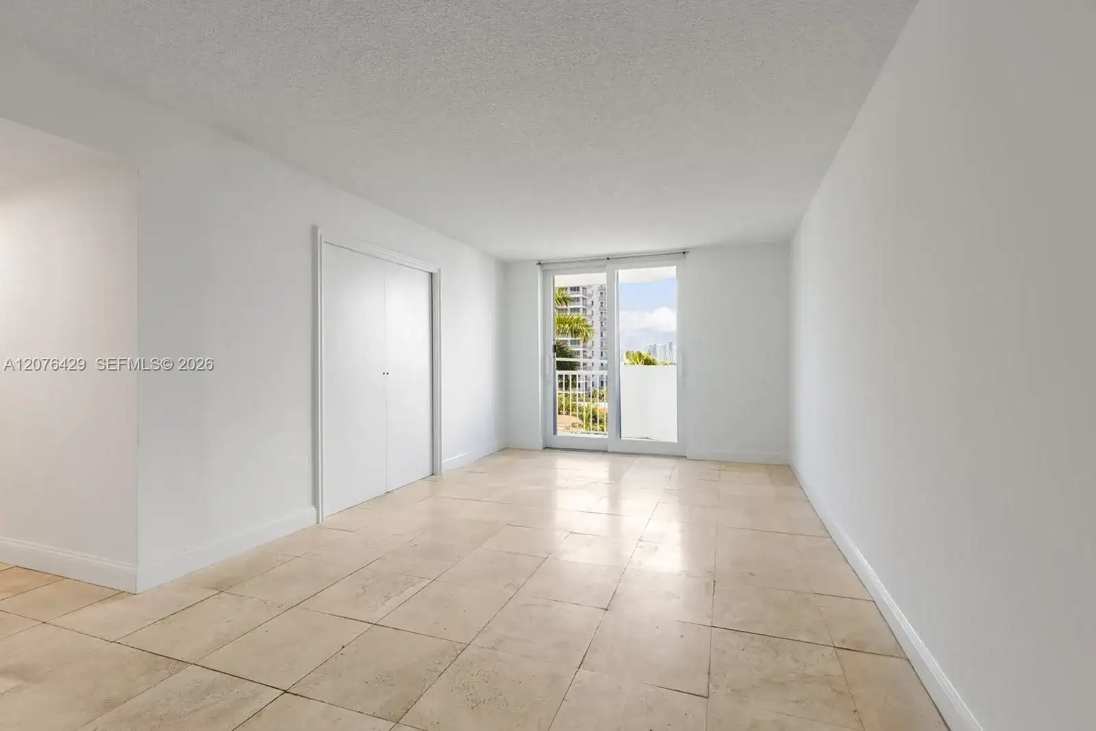 1621 Bay Rd # 604, Miami Beach FL 33139 photo 4