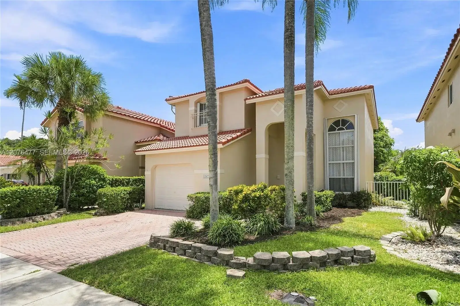 15822 SW 16th Ct, Pembroke Pines FL 33027 photo 3