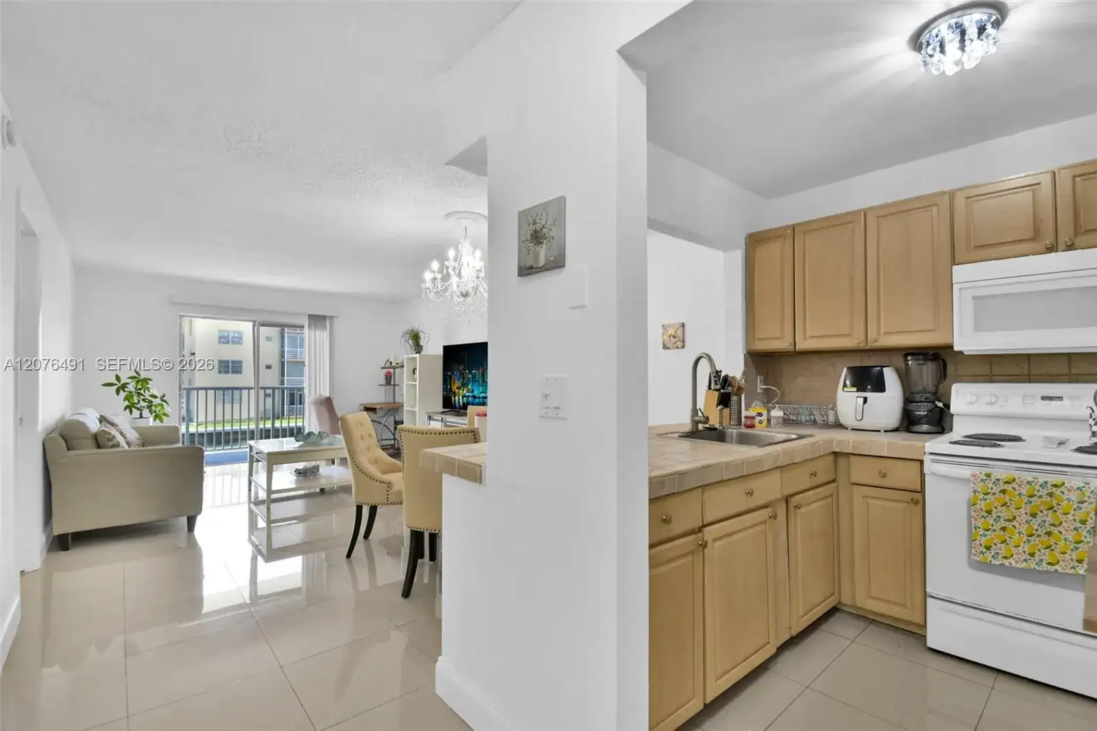 3527 NE 168th St # 203, North Miami Beach FL 33160 photo 4
