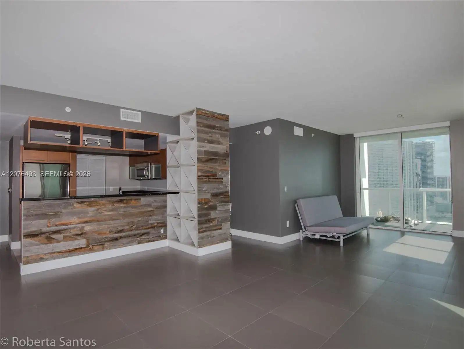 244 Biscayne Blvd # 3802, Miami FL 33132 photo 3