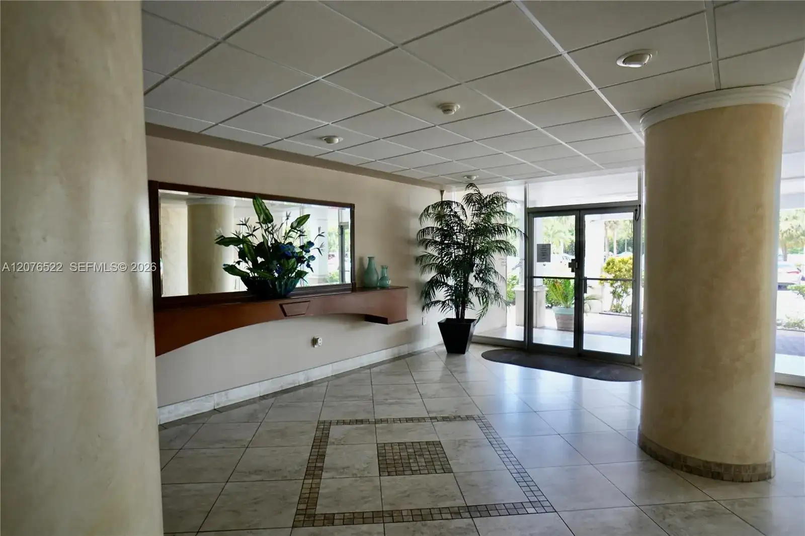 2841 NE 163rd St # 703, North Miami Beach FL 33160 photo 5